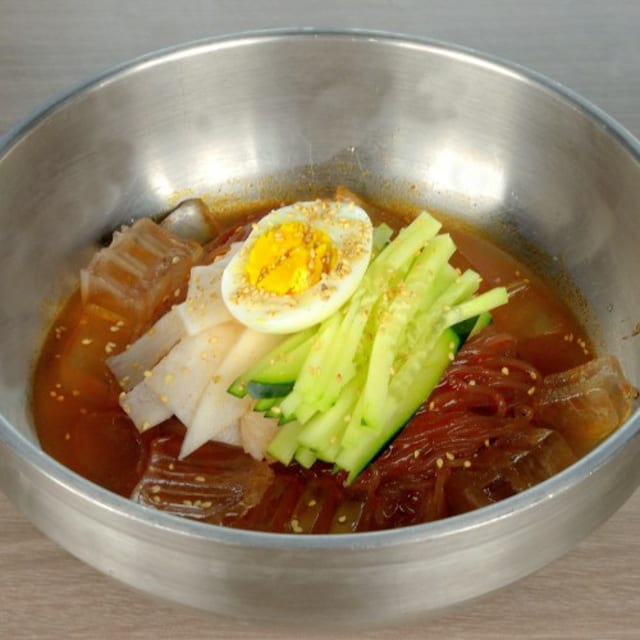 Bibim Naeng Myeon.