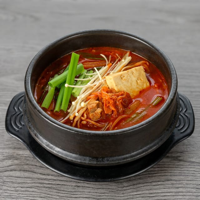Kimchi Jji Gae.